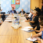 31.5.2016 Kielce. Zarząd Województwa Świętokrzyskiego powołał Wojewódzką Radę Konsultacyjną do spraw Działaczy Opozycji i Osób Represjonowanych. / Wojciech Habdas / Radio Kielce