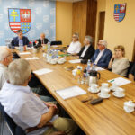 31.5.2016 Kielce. Zarząd Województwa Świętokrzyskiego powołał Wojewódzką Radę Konsultacyjną do spraw Działaczy Opozycji i Osób Represjonowanych. / Wojciech Habdas / Radio Kielce