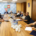 31.5.2016 Kielce. Zarząd Województwa Świętokrzyskiego powołał Wojewódzką Radę Konsultacyjną do spraw Działaczy Opozycji i Osób Represjonowanych. / Wojciech Habdas / Radio Kielce