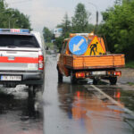 31.5.2016 Starachowice. Nad miastem przeszła ulewa. Strażacy wypompowywali wodę z zalanych piwnic i posesji. / Wojciech Habdas / Radio Kielce