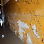 31.5.2016 Starachowice. Nad miastem przeszła ulewa. Strażacy wypompowywali wodę z zalanych piwnic i posesji. / Wojciech Habdas / Radio Kielce