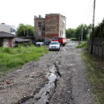 31.5.2016 Starachowice. Nad miastem przeszła ulewa. Strażacy wypompowywali wodę z zalanych piwnic i posesji. / Wojciech Habdas / Radio Kielce