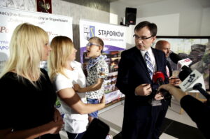 Minister sprawiedliwości Zbigniew Ziobro z wizytą w Stąporkowie (6 czerwca 2016 r) / Jarosław Kubalski / Radio Kielce