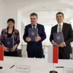 Podpisanie porozumienia pomiędzy Miastem Kielce, UJK i Pekińskim Instytutem Technologii Mody (5 czerwca 2016 r) / Jarosław Kubalski / Radio Kielce