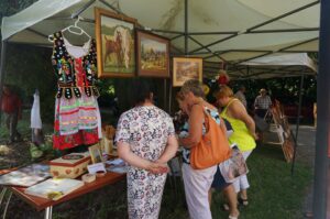 Festiwal Rękodzieła Artystycznego w Chocimowie (25 czerwca 2016 r) / Teresa Czajkowska / Radio Kielce