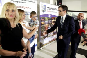 Minister sprawiedliwości Zbigniew Ziobro z wizytą w Stąporkowie (6 czerwca 2016 r) / Jarosław Kubalski / Radio Kielce