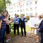 27.06.2016 Skarżysko-Kamienna. Politycy Prawa i Sprawiedliwości zarzucili prezydentowi Skarżyska-Kamiennej Konradowi Krönigowi złe zarządzanie miejskimi spółkami. / Jarosław Kumor / Radio Kielce