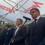 07.06.2016. Członkowie senackiej komisji obrony narodowej zapoznawali się dziś z procesami produkcji oraz badaniami i potencjałem rozwoju fabryki Mesko w Skarżysku- Kamiennej / Robert Felczak / Radio Kielce