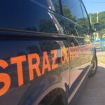 24.06.2016. Kampania "Bezpieczny Przejazd" na przejeździe drogowo- kolejowym w podkieleckim Słowiku / Robert Felczak / Radio Kielce