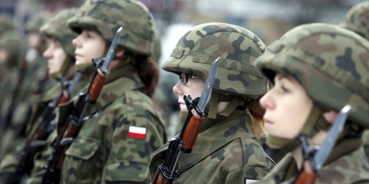 05.02.2016 Kielce. Przysięga elewów z Centrum Przygotowań do Misji Zagranicznych. / Jarosław Kubalski / Radio Kielce