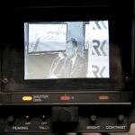 16.05.2016 Kielce. Minister spraw wewnętrznych Mariusz Błaszczak podczas rozmowy z Bartłomiejem Zapałą w studiu TVP. / Jarosław Kubalski / Radio Kielce