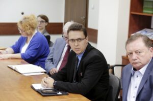 02.06.2016 Kielce. Eksperci z Banku Światowego spotkali się z przedsiębiorcami. / Jarosław Kubalski / Radio Kielce