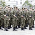 03.06.2016 Kielce. Elewi szkolący się na Bukówce złożyli przysięgę na Placu Wolności. / Jarosław Kubalski / Radio Kielce