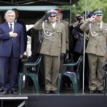 03.06.2016 Kielce. Elewi szkolący się na Bukówce złożyli przysięgę na Placu Wolności. / Jarosław Kubalski / Radio Kielce