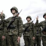 03.06.2016 Kielce. Elewi szkolący się na Bukówce złożyli przysięgę na Placu Wolności. / Jarosław Kubalski / Radio Kielce