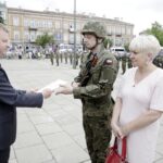 03.06.2016 Kielce. Elewi szkolący się na Bukówce złożyli przysięgę na Placu Wolności. / Jarosław Kubalski / Radio Kielce