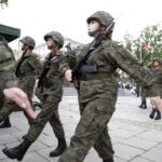 03.06.2016 Kielce. Elewi szkolący się na Bukówce złożyli przysięgę na Placu Wolności. / Jarosław Kubalski / Radio Kielce