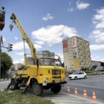 07.06.2016 Kielce. Wymiana sygnalizatorów na skrzyżowaniu ulic Jagiellońskiej i Grunwaldzkiej. / Jarosław Kubalski / Radio Kielce