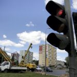 07.06.2016 Kielce. Wymiana sygnalizatorów na skrzyżowaniu ulic Jagiellońskiej i Grunwaldzkiej. / Jarosław Kubalski / Radio Kielce