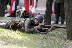 11.06.2016 Kielce. Uroczystości obchodów Święta 2 Pułku Artylerii Lekkiej Legionów w Kielcach. / Jarosław Kubalski / Radio Kielce