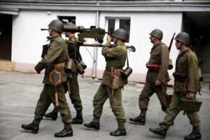 11.06.2016 Kielce. Uroczystości obchodów Święta 2 Pułku Artylerii Lekkiej Legionów w Kielcach. / Jarosław Kubalski / Radio Kielce