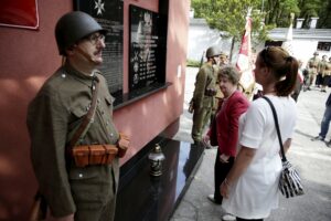 11.06.2016 Kielce. Uroczystości obchodów Święta 2 Pułku Artylerii Lekkiej Legionów w Kielcach. / Jarosław Kubalski / Radio Kielce