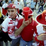 12.06.2016 Kielce. Kibice na Rynku podczas meczu Mistrzostw Europy Polska - Irlandia Północna. / Jarosław Kubalski / Radio Kielce