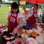 12.06.2016 Podzamcze Chęcińskie. Piknik "Śniadanie na trawie" na terenie Regionalnego Centrum Naukowo - Technologicznego. / Jarosław Kubalski / Radio Kielce