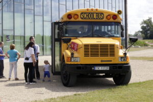 12.06.2016 Podzamcze Chęcińskie. Piknik "Śniadanie na trawie" na terenie Regionalnego Centrum Naukowo - Technologicznego. / Jarosław Kubalski / Radio Kielce