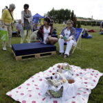 12.06.2016 Podzamcze Chęcińskie. Piknik "Śniadanie na trawie" na terenie Regionalnego Centrum Naukowo - Technologicznego. / Jarosław Kubalski / Radio Kielce