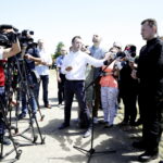 16.06.2016. Minister Mariusz Błaszczak odwiedził Borków. Przyglądał się ćwiczeniom strażackim / Jarosław Kubalski / Radio Kielce