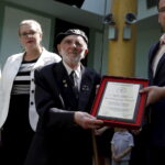 23.06.2016 Skarżysko-Kamienna. Ppłk Henryk Czech ps. "Śmigły" otrzymał tytuł Honorowego Obywatela Miasta Skarżyska-Kamiennej. / Jarosław Kubalski / Radio Kielce