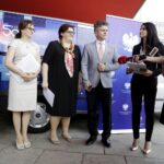 23.06.2016 Kielce. Konferencja na temat programu 500 Plus. Anna Gromska, dyrektor Wydziału Polityki Społecznej i Zdrowia ŚUW, Agata Wojtyszek, wojewoda świętokrzyski,  wiceminister rodziny, pracy i polityki społecznej Elżbieta Bojanowska, senator Krzysztof Słoń i rzecznik wojewody Diana Głownia. / Jarosław Kubalski / Radio Kielce
