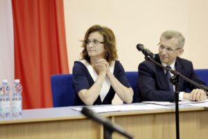 27.06.2016 Kielce. Konferencja w Urzędzie Wojewódzkim na temat bezdomności zwierząt.Wojewoda Agata Wojtyszek i prezes Najwyższej Izby Kontroli Krzysztof Kwiatkowski. / Jarosław Kubalski / Radio Kielce