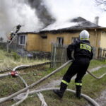 17.06.2016 Kielce. Pożar domu przy ulicy Fabrycznej / Jarosław Kubalski / Radio Kielce