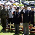 18.06.2016. Odsłonięcie "Ławeczki Halnego" w Starachowicach / Jarosław Kubalski / Radio Kielce