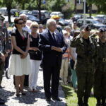 18.06.2016. Odsłonięcie "Ławeczki Halnego" w Starachowicach / Jarosław Kubalski / Radio Kielce