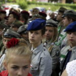 18.06.2016. Odsłonięcie "Ławeczki Halnego" w Starachowicach / Jarosław Kubalski / Radio Kielce