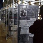 18.06.2016. Otwarcie wystawy w gimnazjum.w Mircu "Ksiądz musi przestać – życie i działalność księdza Romana Kotlarza" / Jarosław Kubalski / Radio Kielce