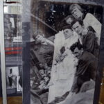 18.06.2016. Otwarcie wystawy w gimnazjum.w Mircu "Ksiądz musi przestać – życie i działalność księdza Romana Kotlarza" / Jarosław Kubalski / Radio Kielce