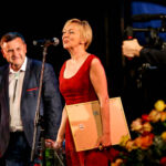 19.6.2016 Kielce. Poznaliśmy laureatów plebiscytu "O Dziką Różę". Wojewódzki Dom Kultury w Kielcach oraz Platforma Informacji Kulturalnej nagrodę przyznali Beacie Wojciechowskiej z okazji 30-lecia pracy artystycznej i role w spektaklach "Wrócę przed północą" oraz "Wszyscy chcą żyć".  / Wojciech Habdas / Radio Kielce