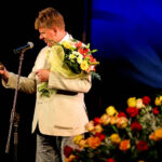 19.6.2016 Kielce. Poznaliśmy laureatów plebiscytu "O Dziką Różę". Dziennikarze kieleckich mediów aktorską nagrodę przyznali Januszowi Głogowskiemu, za najlepszy spektakl uznali "Szalbierza” Gyorgy Spiro w reżyserii Pawła Aignera. / Wojciech Habdas / Radio Kielce