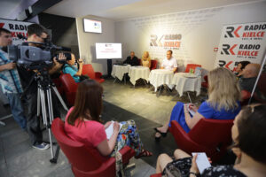 23.6.2016 Kielce. Prezentacja ramówki wakacyjnej Radia Kielce. Konferencja prasowa. / Wojciech Habdas / Radio Kielce