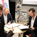 28.6.2016 Kielce. Kielecki Park Technologiczny przygotował projekt pn. Workshop Fashion Design, którego mentorami zostali Marcin Paprocki i Mariusz Brzozowski, projektanci z najbardziej znanego w Polsce modowego duetu. / Wojciech Habdas / Radio Kielce