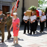 30.6.2016 Kielce. Uroczystości pogrzebowe Kapitana Mariana Pypecia - jednego z ostatnich żołnierzy generała Antoniego Hedy "Szarego". / Wojciech Habdas / Radio Kielce