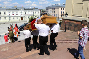 30.6.2016 Kielce. Uroczystości pogrzebowe Kapitana Mariana Pypecia - jednego z ostatnich żołnierzy generała Antoniego Hedy "Szarego". / Wojciech Habdas / Radio Kielce