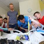 1.6.2016 Kielce. Piłkarze ręczni Vive Tauronu Kielce odwiedzili małych pacjentów szpitala zespolonego / Wojciech Habdas / Radio Kielce