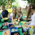 01.06.2016. W Parku Miejskim zamontowane zostały hamaki / Wojciech Habdas / Radio Kielce