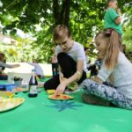 01.06.2016. W Parku Miejskim zamontowane zostały hamaki / Wojciech Habdas / Radio Kielce