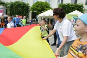 "Usłyszcie nas". Festyn na Placu Artystów (1 czerwca 2016 r.) / Wojciech Habdas / Radio Kielce